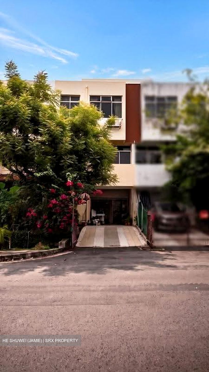 Watten Estate (D11), Terrace #629245501